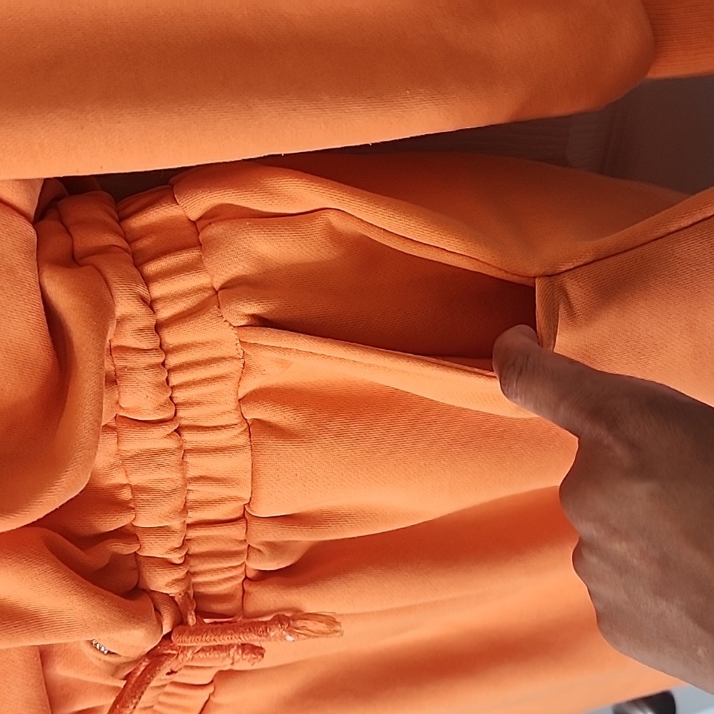 Tresor Cache Boutique Orange Hooded Zip-Up Longsleeve Romper Shorts - Picture 4 of 13